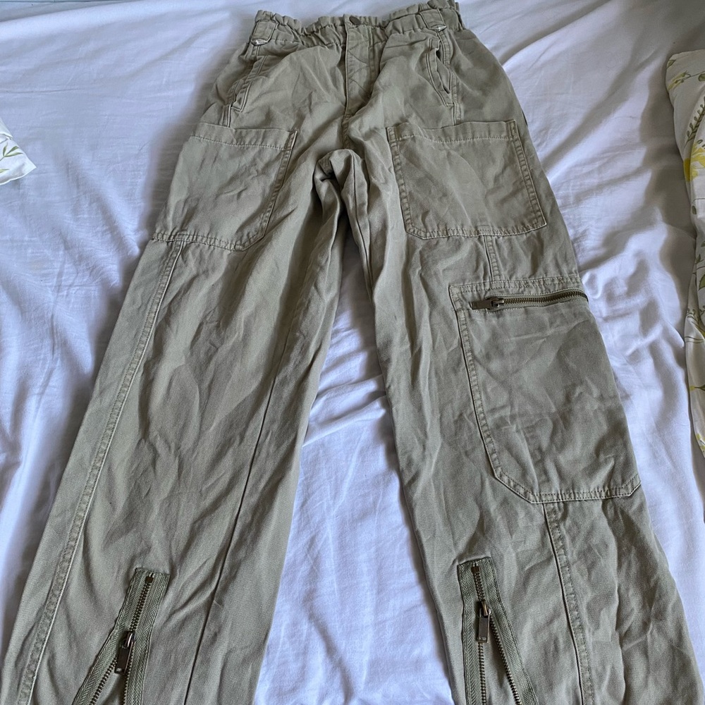 Women’s cargo pants
